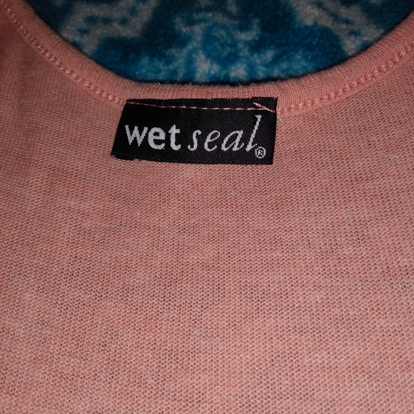 Bundle of 4 Wet Seal tops - Picture 3 of 7